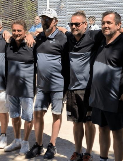 Équipe de boule lyonnaise sponsorisée par EBA EnR.